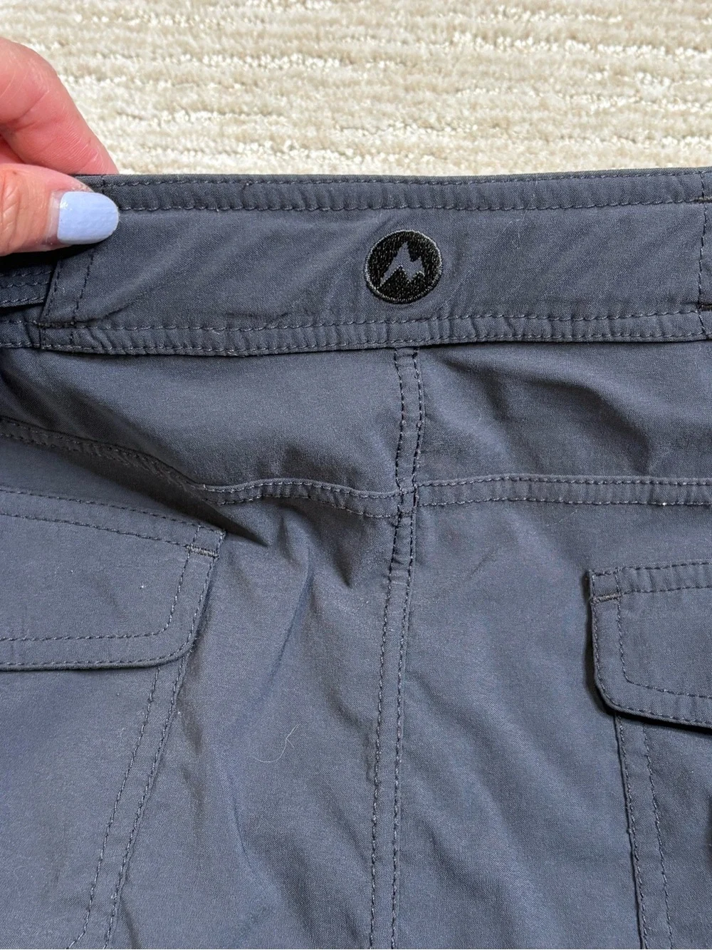 Marmot Cargo Pocket Utility Skirt Size 10 Dark Grey Lightweight Stretch Gorpcore